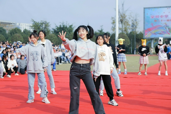表现出色